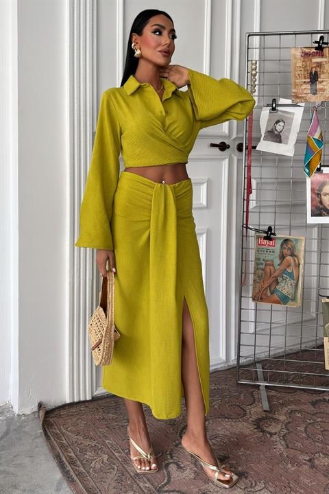 Crop Shirt and Pleated Skirt Design Suit 10195