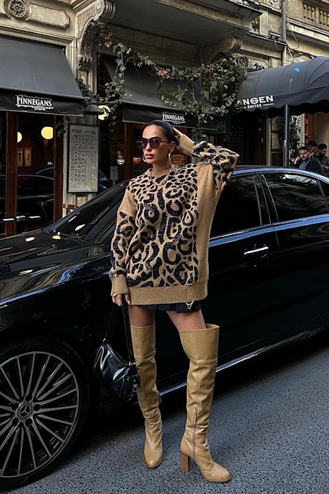 Leopard Patterned Ripped Detailed Sweater 1344