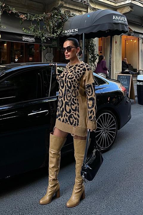 Leopard Patterned Ripped Detailed Sweater 1344