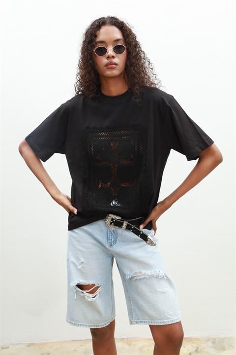 Melasti Motif Embroidered T-Shirt 8019-8
