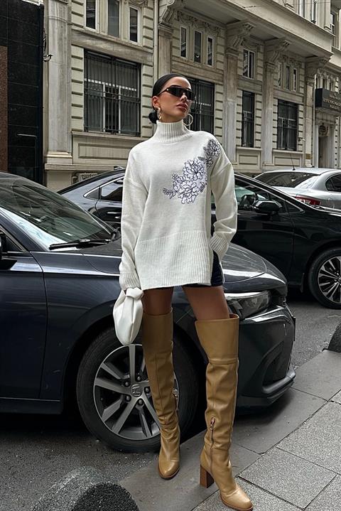 Embroidery Detailed Knitwear Sweater 1340