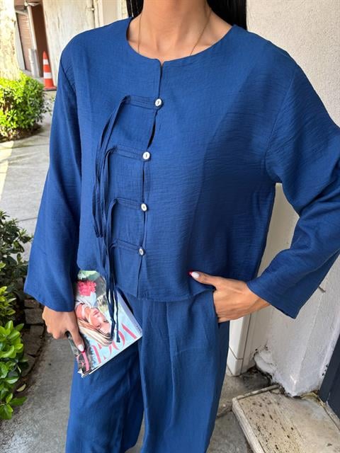 Front Thin Cord Detail and Double Leg Trouser Suit 10180