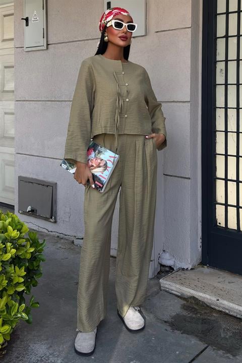 Front Thin Cord Detail and Double Leg Trouser Suit 10180