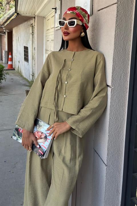 Front Thin Cord Detail and Double Leg Trouser Suit 10180