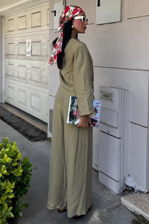 Front Thin Cord Detail and Double Leg Trouser Suit 10180