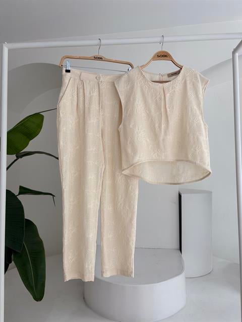 Shalina Süzüne Embroidered Crop Suit 9796-08