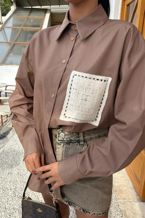 Süzine Pocket Slit on the Back Oversize Shirt 3420