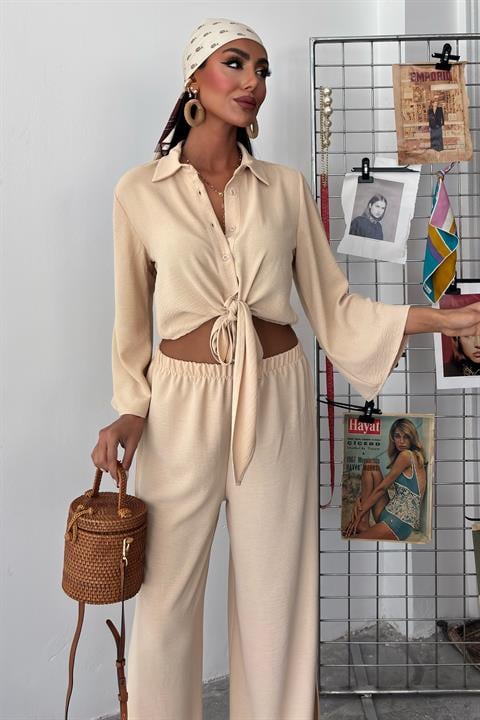 Ayrobin Suit with Tied Shirt and Slit Trousers 10179