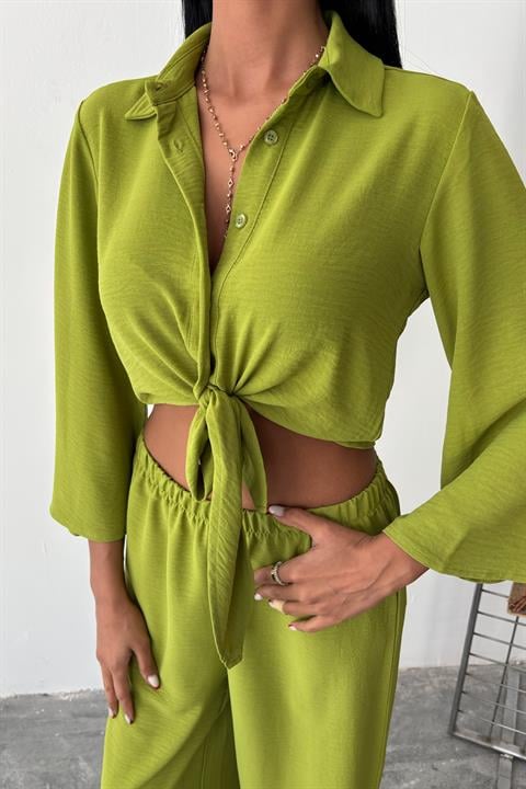 Ayrobin Suit with Tied Shirt and Slit Trousers 10179