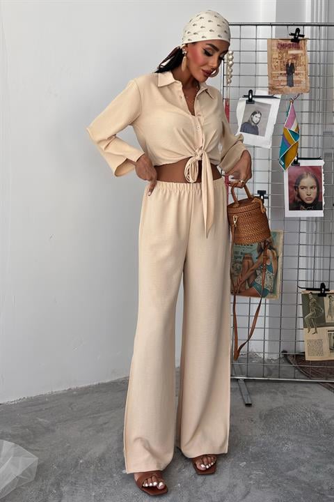 Ayrobin Suit with Tied Shirt and Slit Trousers 10179
