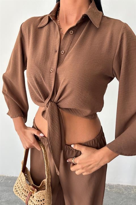 Ayrobin Suit with Tied Shirt and Slit Trousers 10179