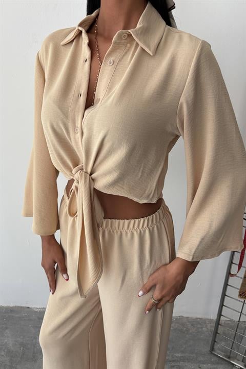 Ayrobin Suit with Tied Shirt and Slit Trousers 10179