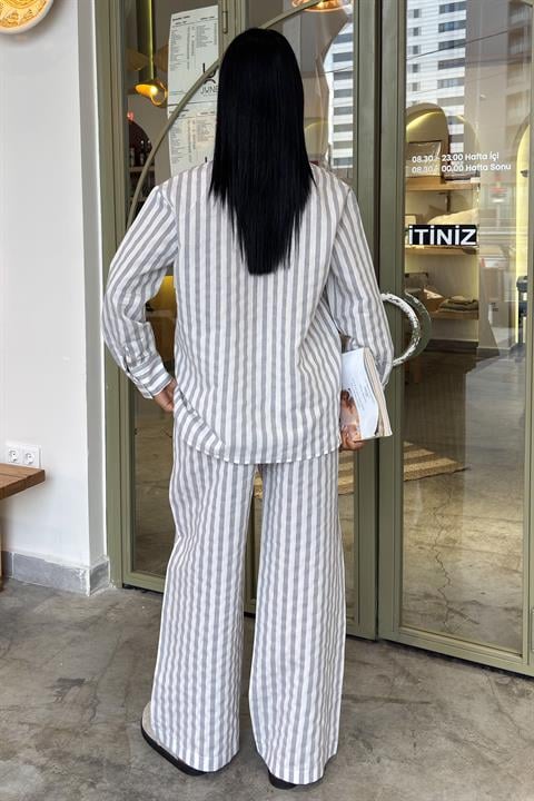 Casual Striped Suit with Pocket Detail 10172