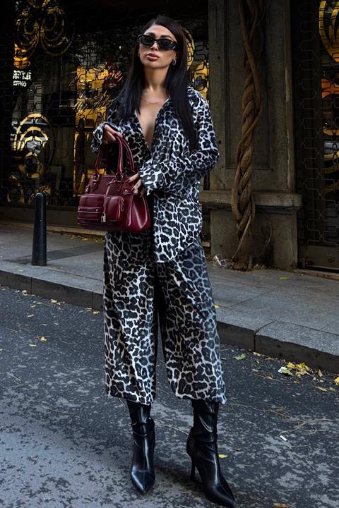 Cosy Animal Pattern Velvet Set 9918