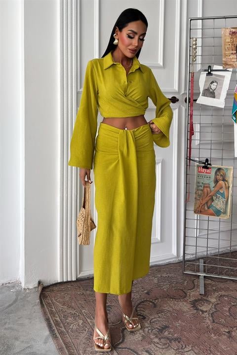 Crop Shirt and Pleated Skirt Design Suit 10195