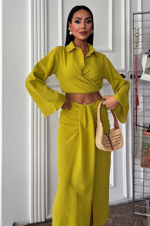 Crop Shirt and Pleated Skirt Design Suit 10195