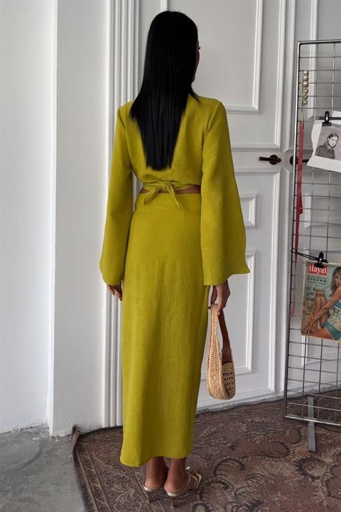 Crop Shirt and Pleated Skirt Design Suit 10195