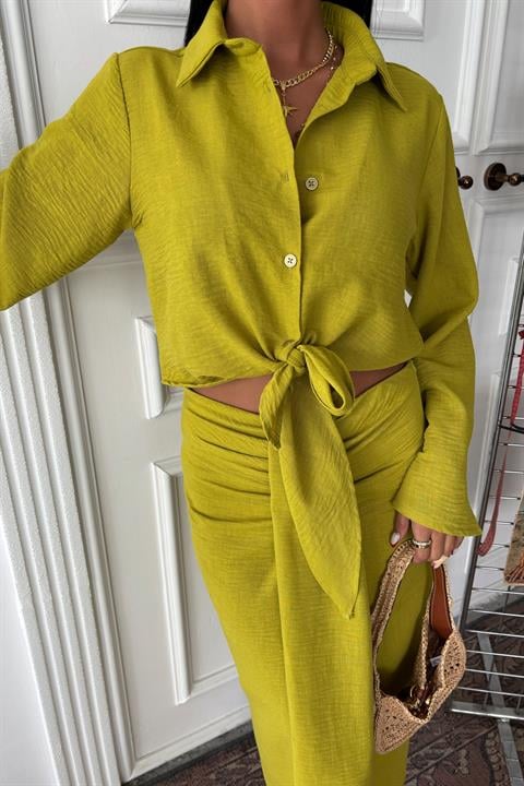 Crop Shirt and Pleated Skirt Design Suit 10195