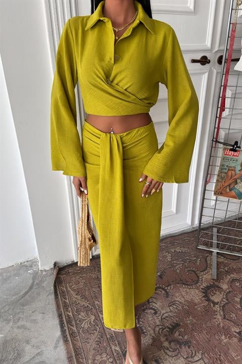 Crop Shirt and Pleated Skirt Design Suit 10195