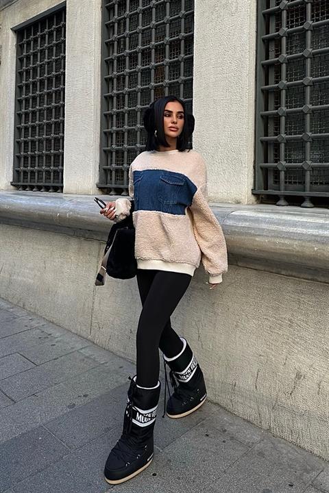 Chest Denim Garnished Sweatshirt 3402