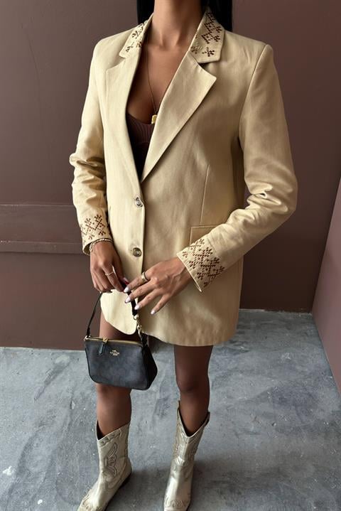 Leomie Embroidered Blazer 6106