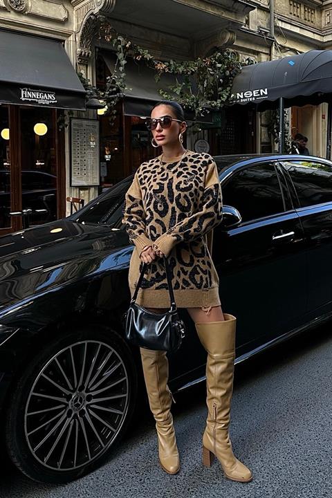 Leopard Patterned Ripped Detailed Sweater 1344