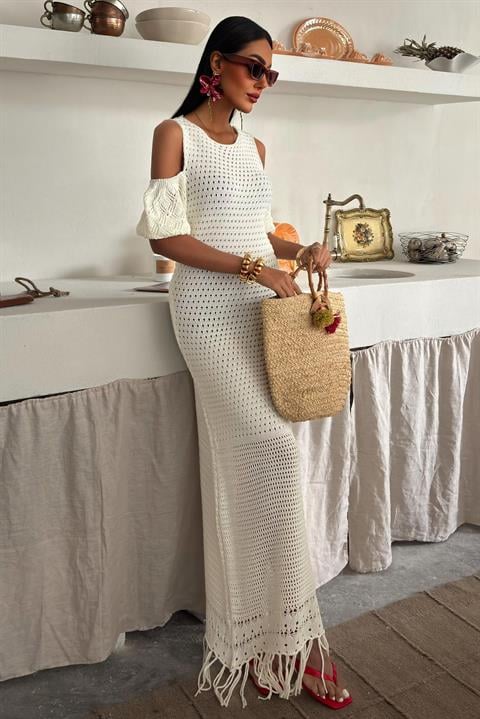 Shoulder Detailed Tasseled Knit Dress 2862