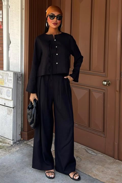 Front Thin Cord Detail and Double Leg Trouser Suit 10180