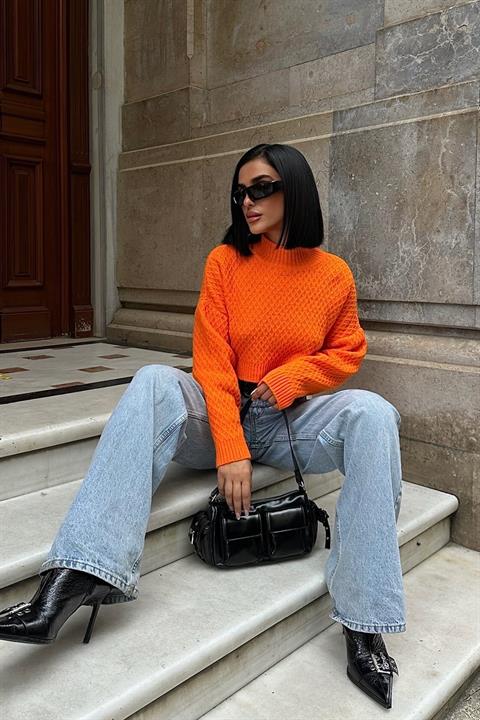 Sabina Low-Rise Crop Sweater 1270-09
