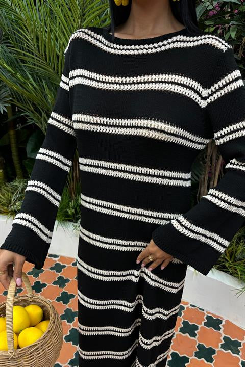 Backless Spanish Sleeve Knit Dress 2848