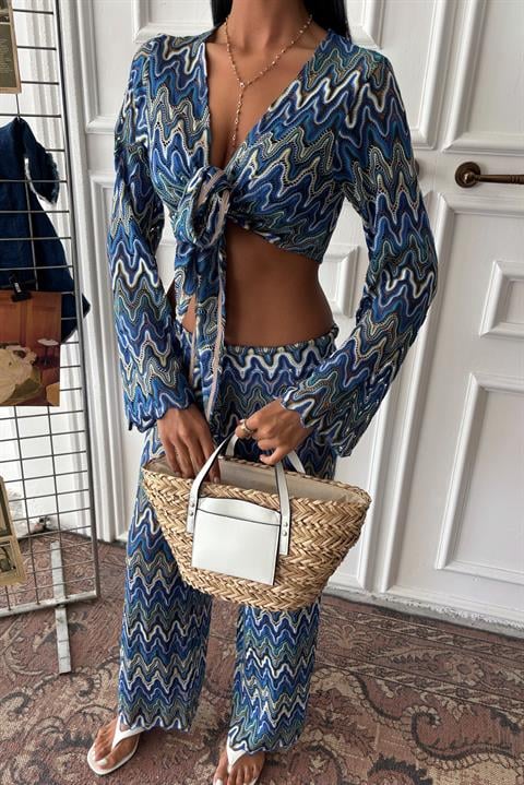 Crochet Suit with Zigzag Pattern and Lined Trousers 9876