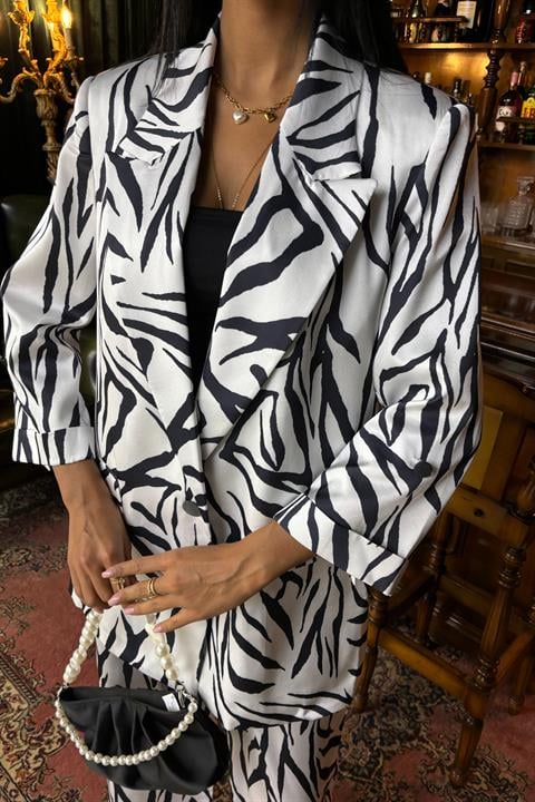 Zebra Patterned Chanel Satin Suit 10038